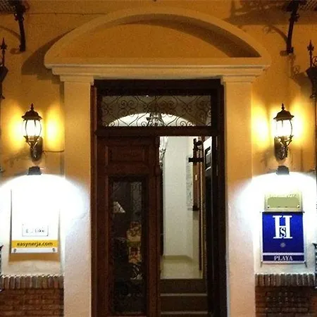 Easy Bronce Konukevi