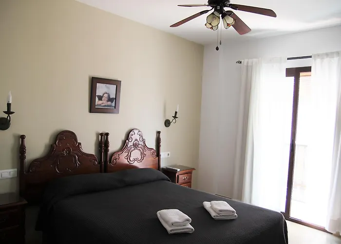 Easy Bronce Pensión Nerja