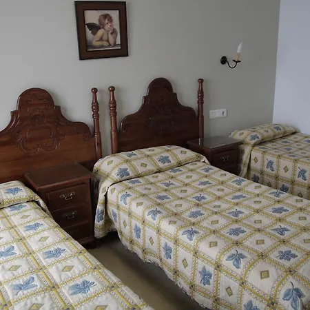 Easy Bronce Gasthuis Nerja