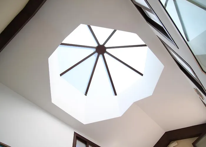 Easy Bronce ゲストハウス 2*